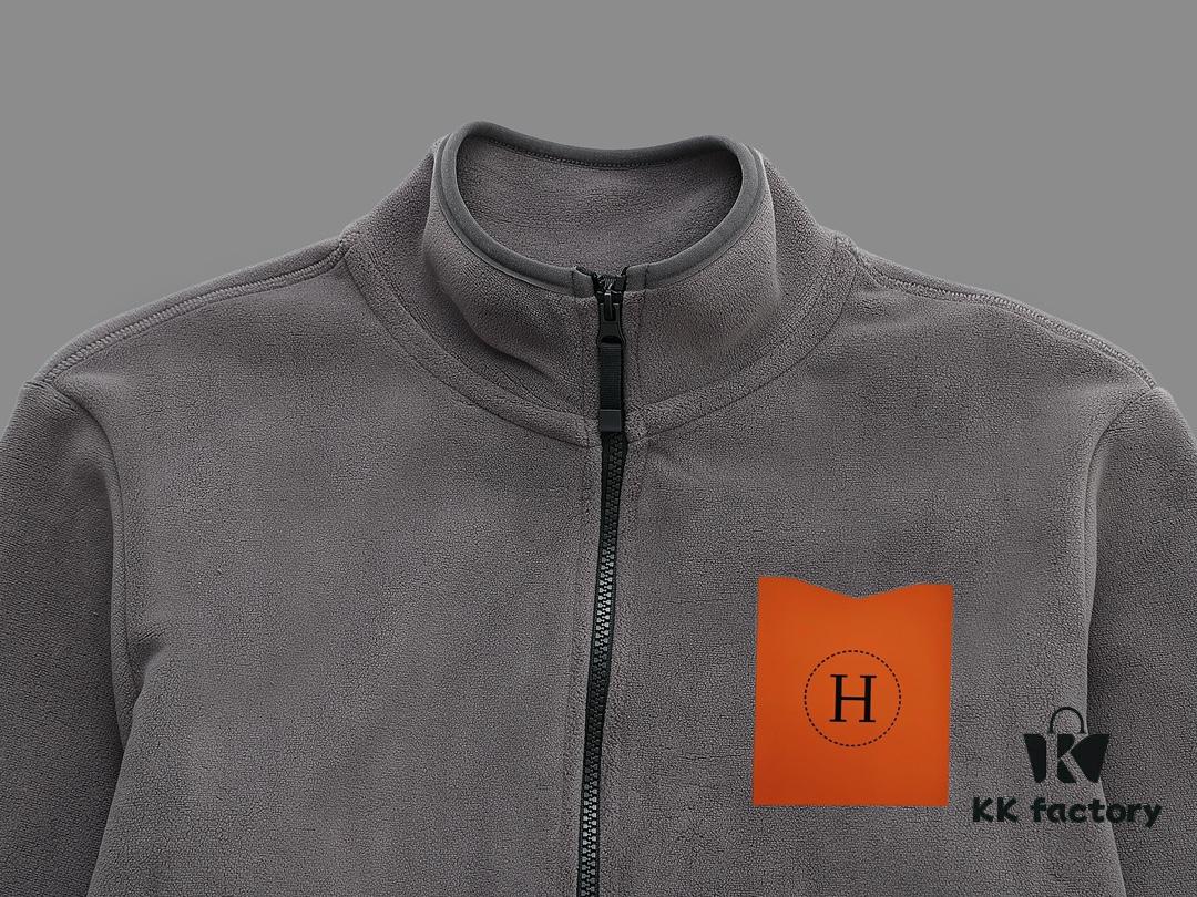 Hermes (Complete Three Labels) 2024 Autumn-Winter Men's Cardigan Turtleneck Jacket, Imported Double-Sided Fleece Fabric