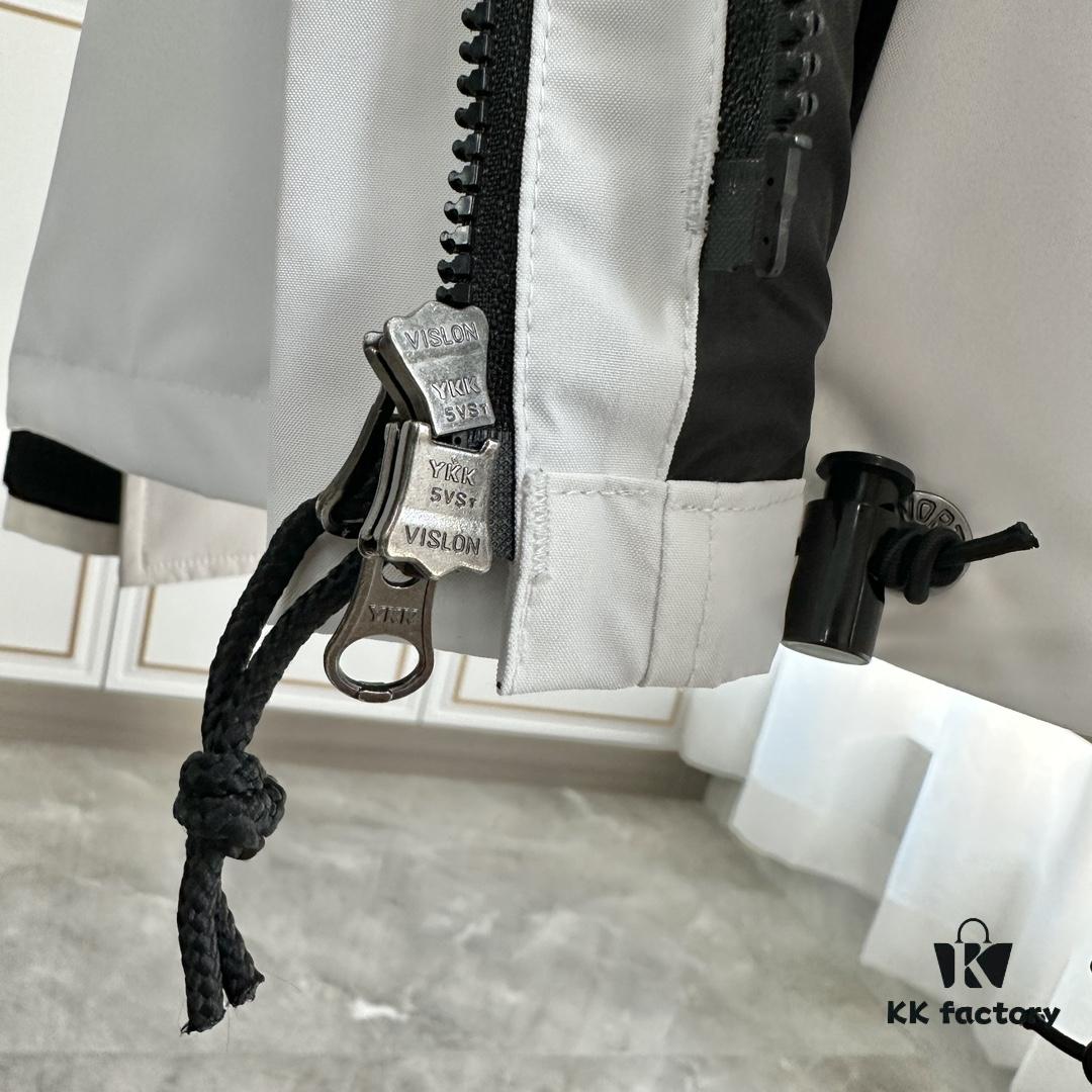 Premium Original The North Face 1990 Gore-Tex Two-Tone White Classic Waterproof Jacket