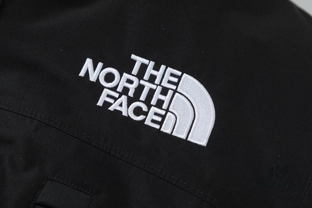 The North Face Himalaya Summit Series Tri-in-One Waterproof Windproof Insulated Down Jacket with Removable Shell