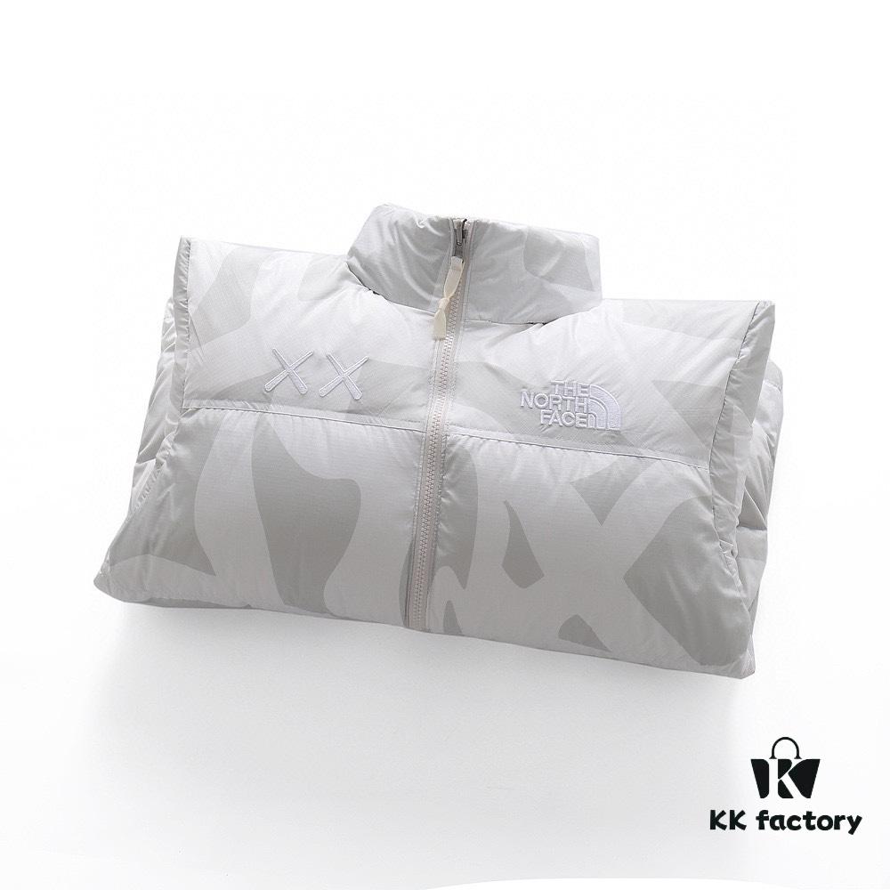 TNF✖️KAWS Collaborative 1996 US Edition Down Jacket NFC Chip Version