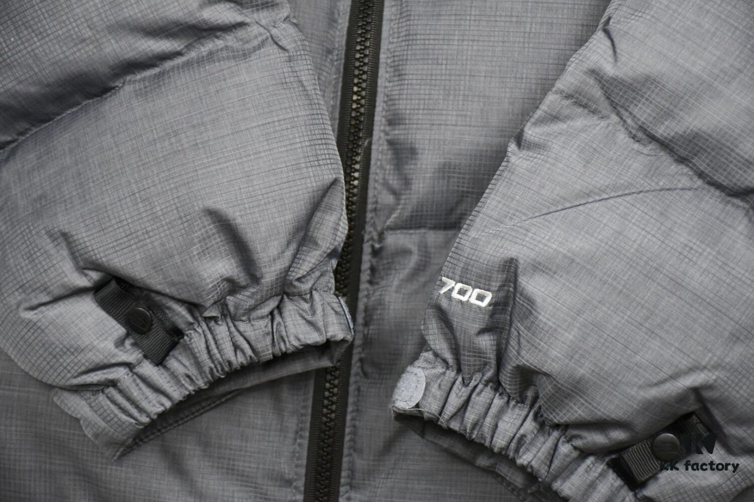 THE NORTH FACE 1996 Retro Mountain Jacket - Premium Version, Authentic US Style, 90% White Duck Down Filled, Water & Wind Resistant