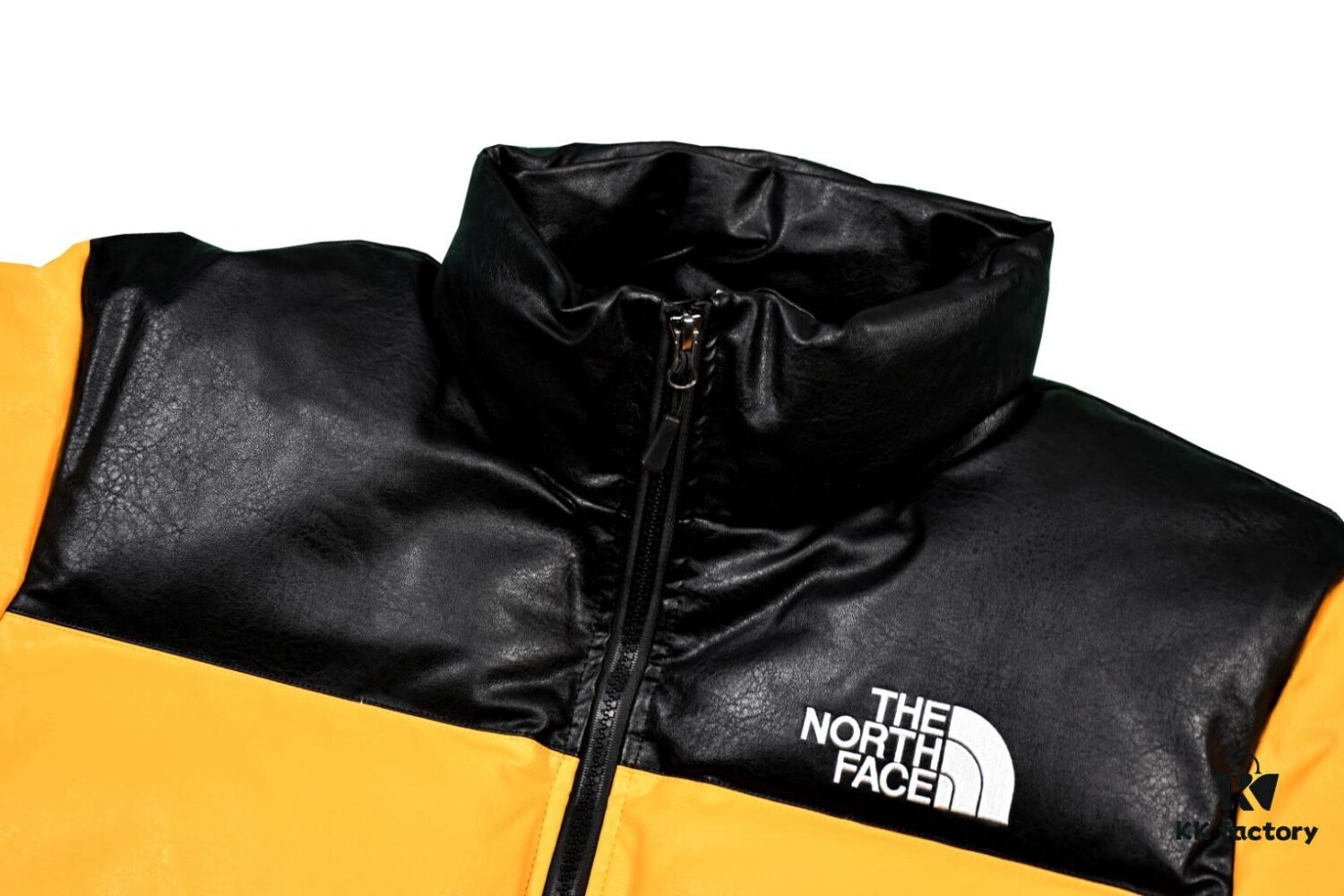 Supreme x The North Face 17FW Leather Nuptse Jacket - Premium Down Puffer with Genuine Leather