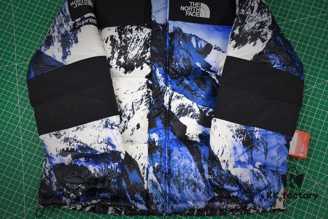 Supreme x THE NORTH FACE Mountain Baltoro Jacket 17FW Snow Mountain Down Jacket
