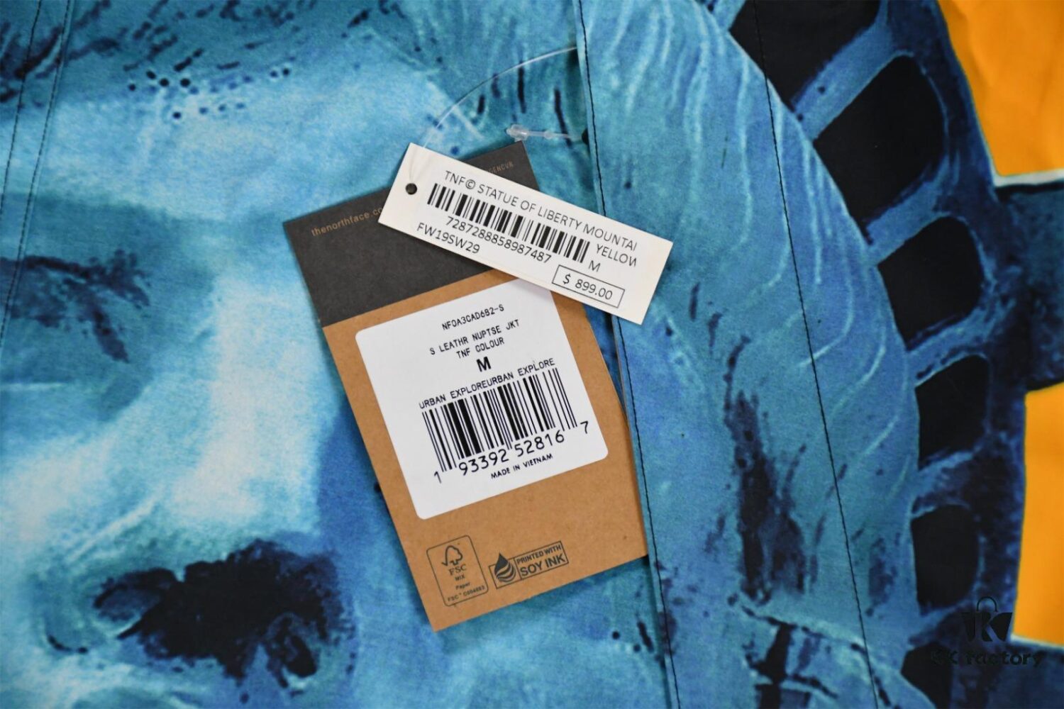 Supreme x The North Face 19FW Goddess Logo Waterproof Hooded Jacket - MAX/Top Tier Version