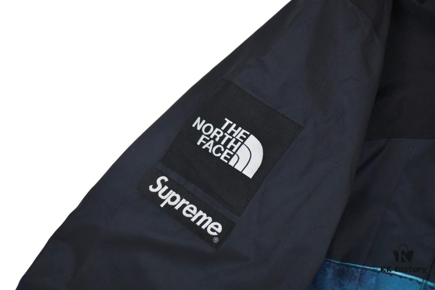 Supreme x The North Face 19FW Goddess Rain Jacket with Stowable Hood - MAX/Top Tier Quality