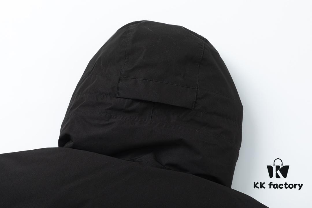 The North Face Himalaya Summit Series 3-in-1 Waterproof Windproof Insulated Parka with 90% Down Filling