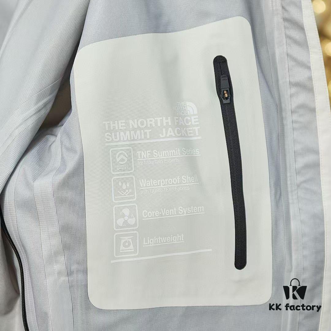 The North Face Summit Series Futurelight Waterproof Hardshell Jacket - Top-tier Outdoor Performance with 3L FUTURELIGHT™ Fabric for Trail Running and Mountain Adventures
