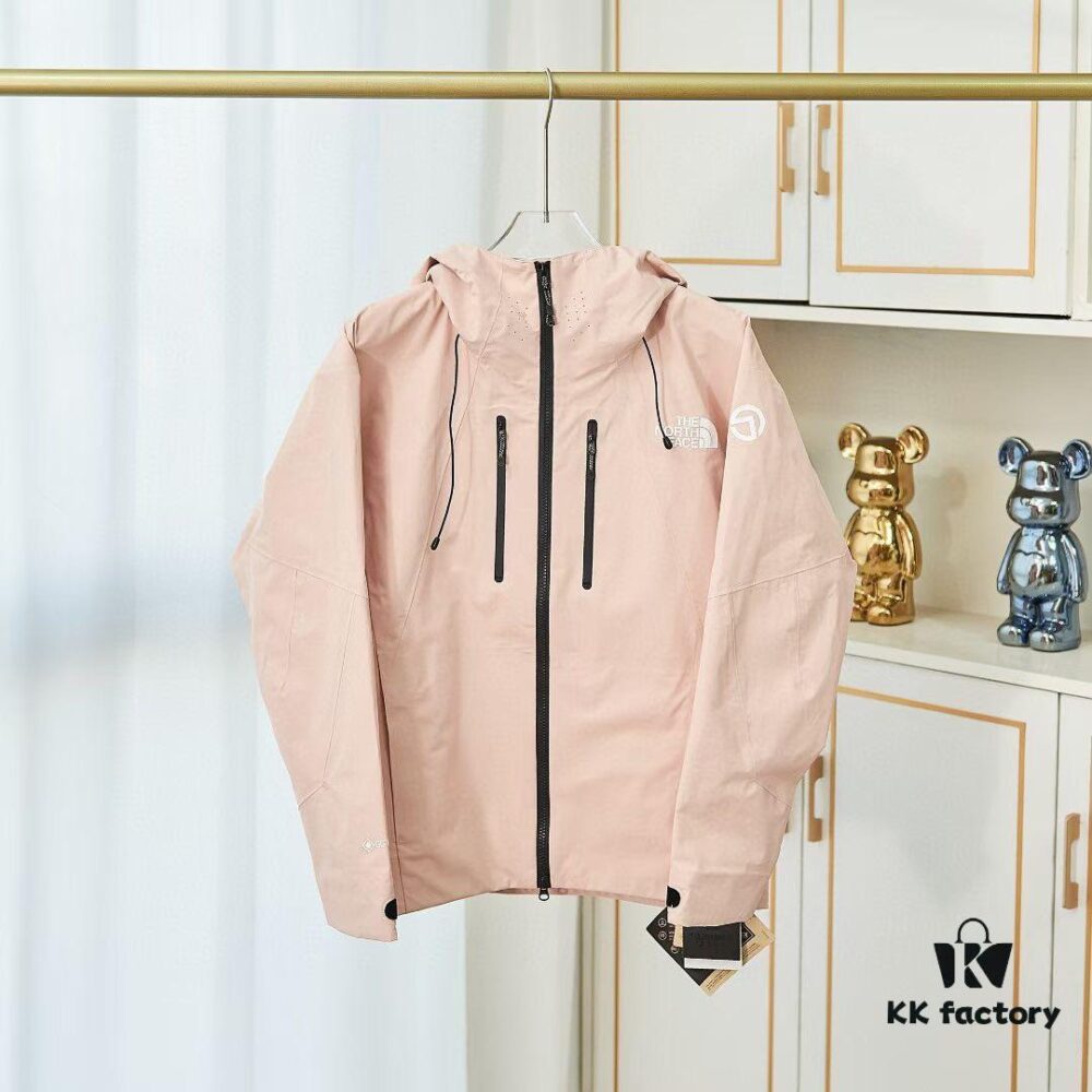 The North Face Summit Series Futurelight Waterproof Hardshell Jacket