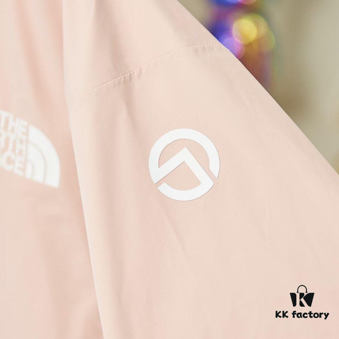 The North Face Summit Series Futurelight Waterproof Hardshell Jacket