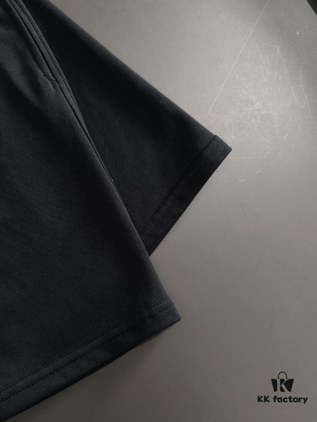 High-End CANADA GOOSE 2025 Spring/Summer New Elastic Waist Casual Solid Loose Shorts