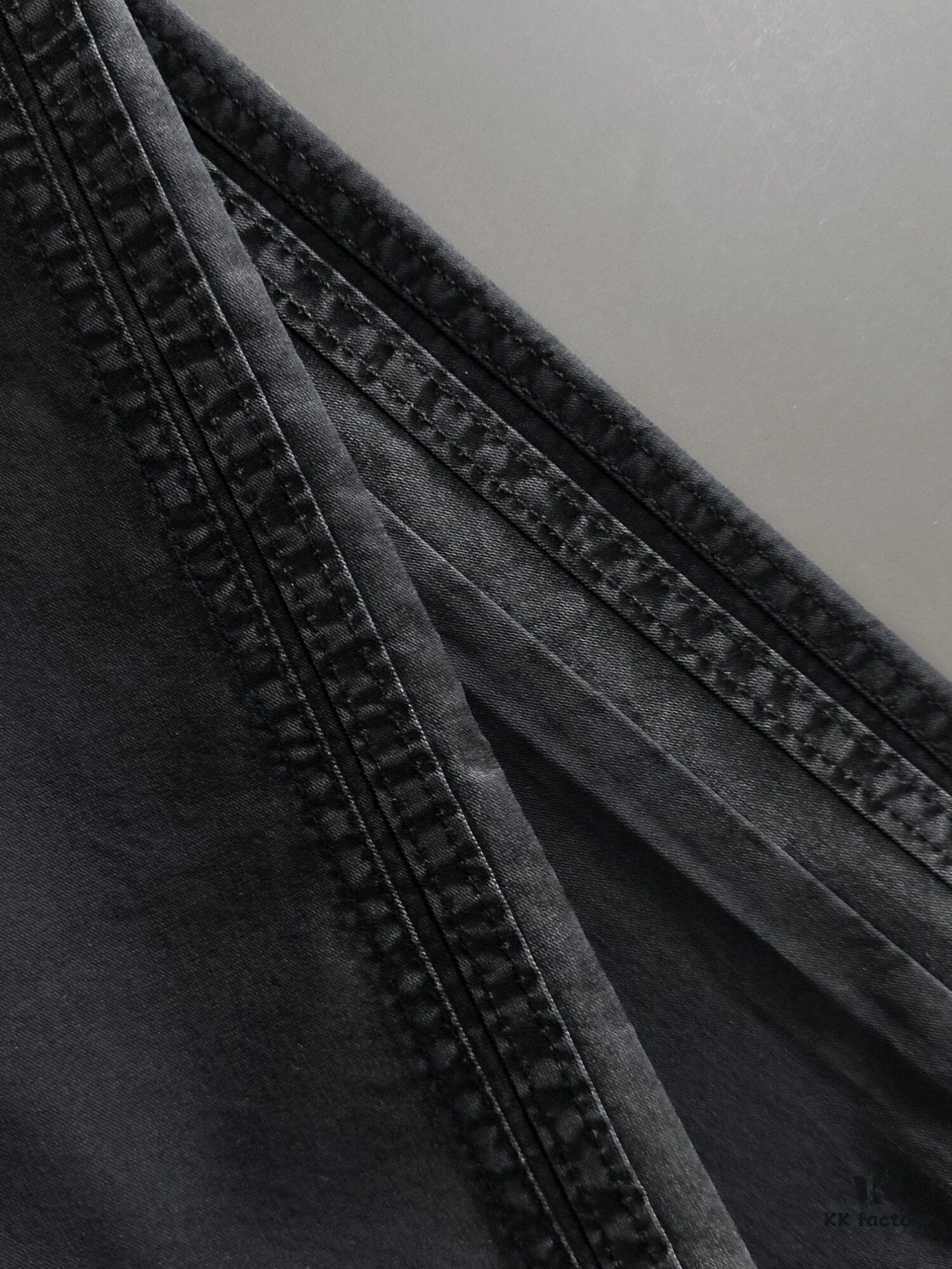 Canada Goose 2025 Spring/Summer New Elastic Waist Casual Pants, Lightweight Custom Fabric for Counter Use, Highly Breathable and Comfortable, Exquisite Details, Brand-Inspired Design Concept Reflecting High Quality, Soft and Smooth Touch