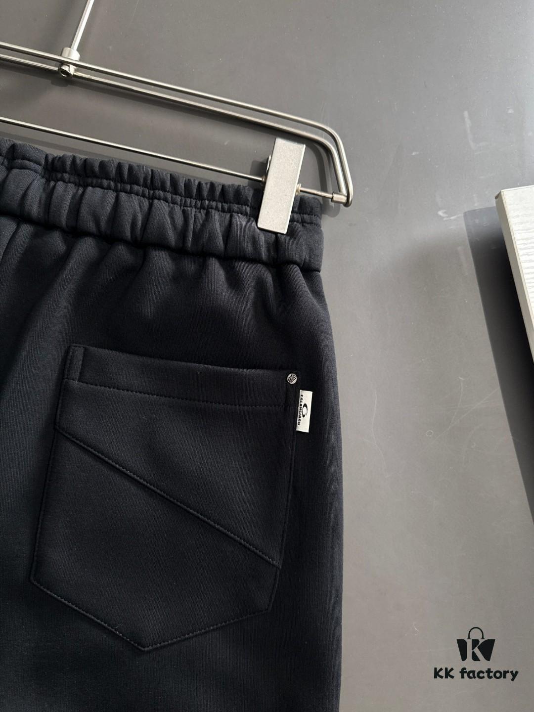 Canada Goose 2025 Early Spring New Elastic Waist Casual Pants, Fleece-Lined and Thickened for Warmth