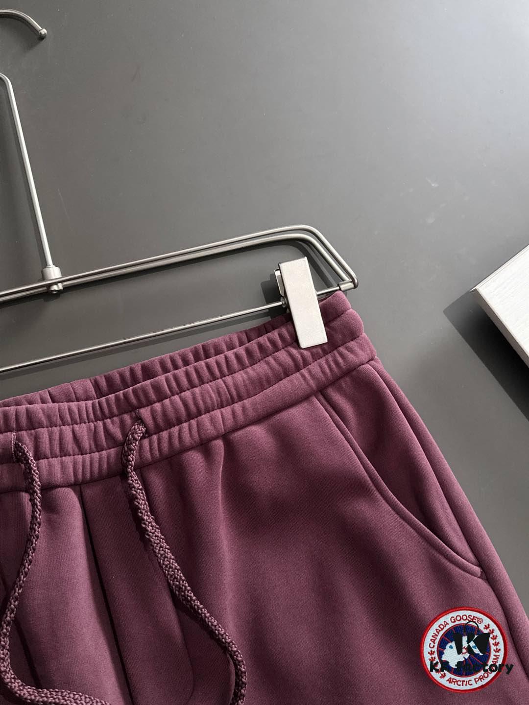 Large Goose 2024 Autumn/Winter New Casual Elastic Waist Pants, Fleece-Lined and Thickened, Premium Custom Fabric, Breathable and Comfortable, Exquisite Details, Brand-Inspired Design, High-Quality Craftsmanship, Soft and Smooth Touch