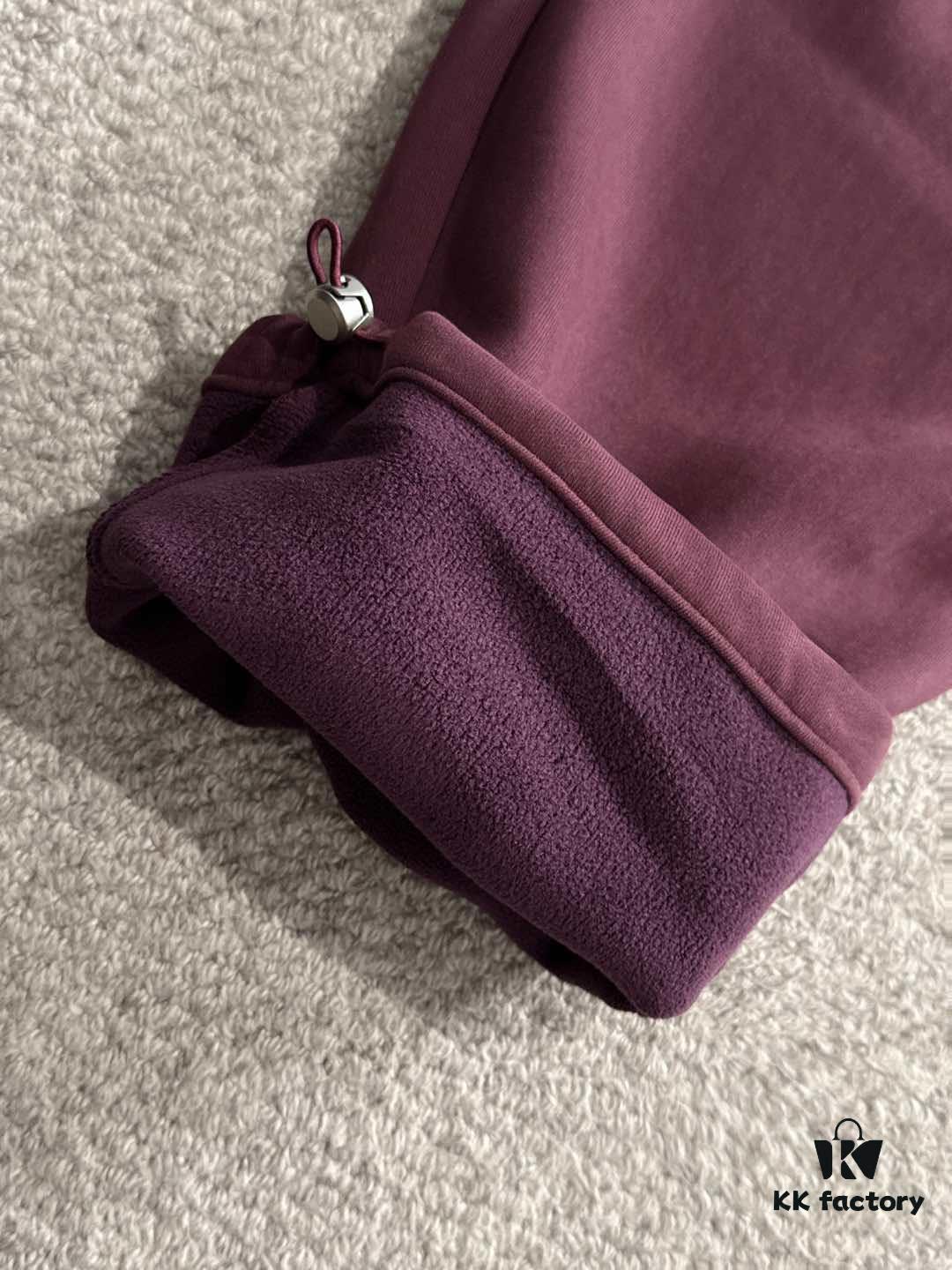 Large Goose 2024 Autumn/Winter New Casual Elastic Waist Pants, Fleece-Lined and Thickened, Premium Custom Fabric, Breathable and Comfortable, Exquisite Details, Brand-Inspired Design, High-Quality Craftsmanship, Soft and Smooth Touch