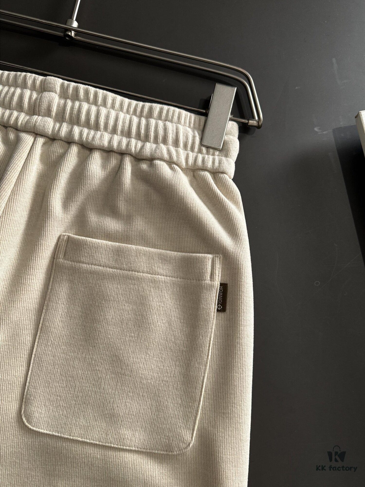 Next-Day Shipping Big Goose 2024 Autumn/Winter New Casual Elastic Waist Pants, Fleece-Lined and Thickened, Custom Counter Fabric, Highly Breathable and Comfortable, Impeccable Details, Premium Brand Design Concept, Superb Soft Touch, Excellent Fit and Relaxed Silhouette