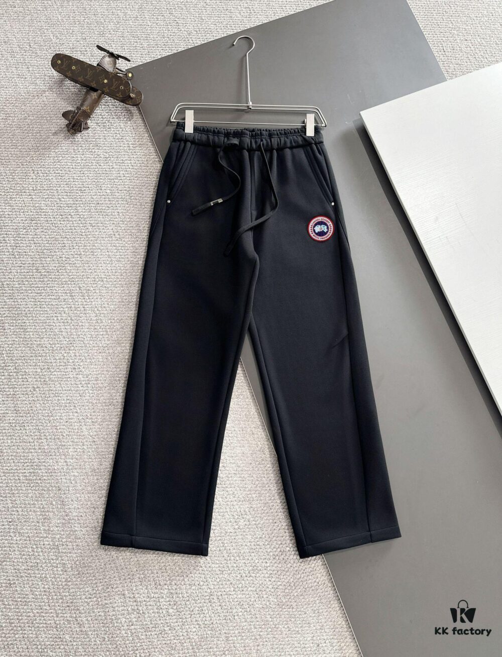Day-Delivery Ready, Big Goose 2024 New Autumn/Winter Casual Elastic Waist Pants, Fleece-Lined and Thickened, Premium Custom Fabric, Breathable and Comfortable, Impeccable Details, Brand-Inspired Design Concept Reflecting High Quality, Soft and Smooth Touch