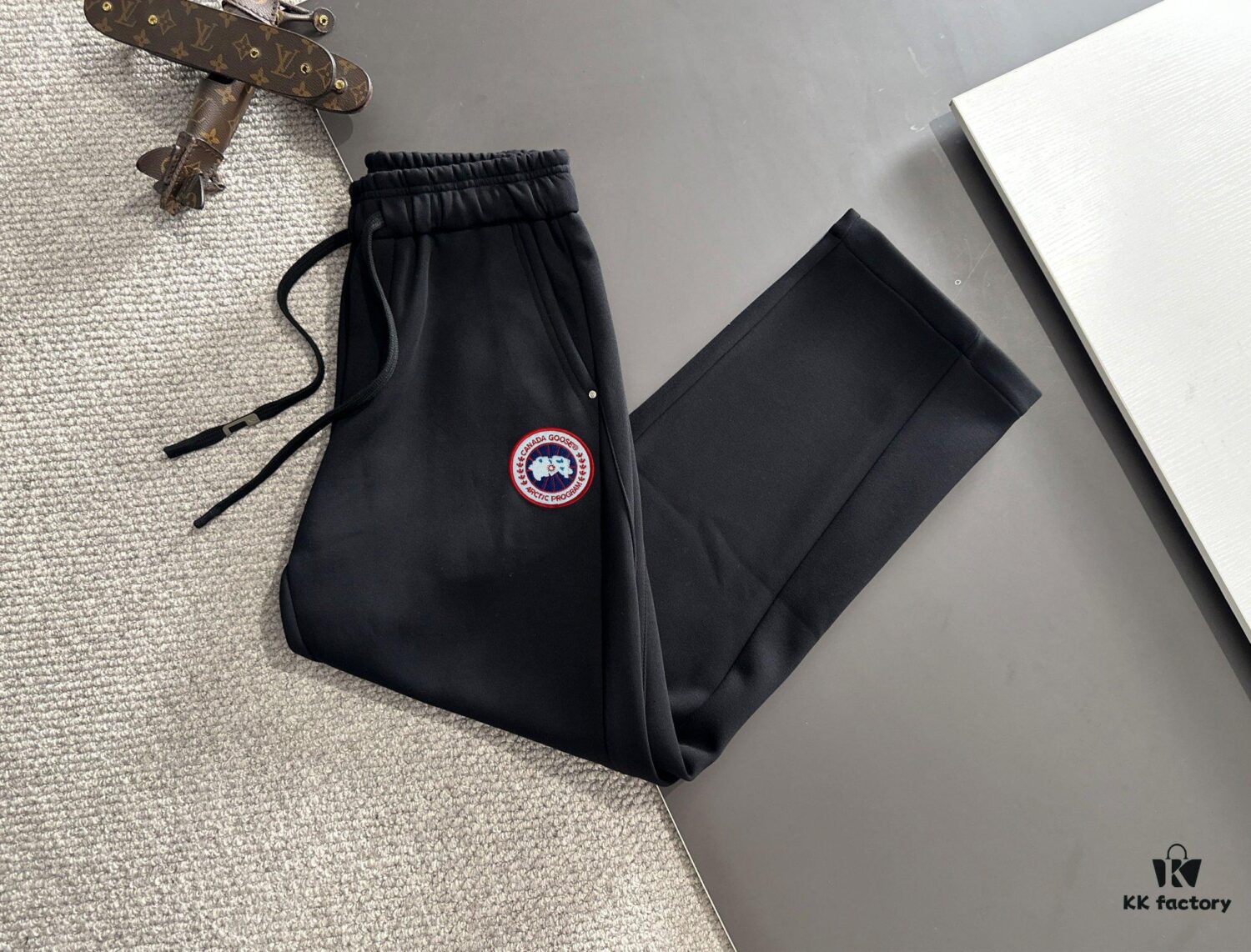 Day-Delivery Ready, Big Goose 2024 New Autumn/Winter Casual Elastic Waist Pants, Fleece-Lined and Thickened, Premium Custom Fabric, Breathable and Comfortable, Impeccable Details, Brand-Inspired Design Concept Reflecting High Quality, Soft and Smooth Touch