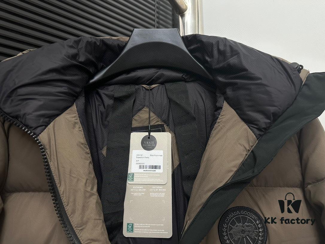 CANADA GOOSE Inspired Hooded Down Jacket, Couples Style, Popular Fashion Design with 90% White Goose Down, Black Lightweight Puff Version