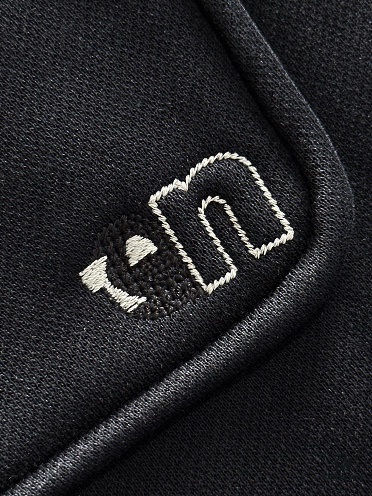 Next-Day Shipping Canada Goose 2024 Autumn/Winter New Casual Pants with Elastic Waist, Fleece-Lined and Thickened, Premium Custom Fabric, Breathable and Comfortable, Exquisite Details, Brand-Inspired Design Concept Reflecting High Quality, Soft and Smooth Touch