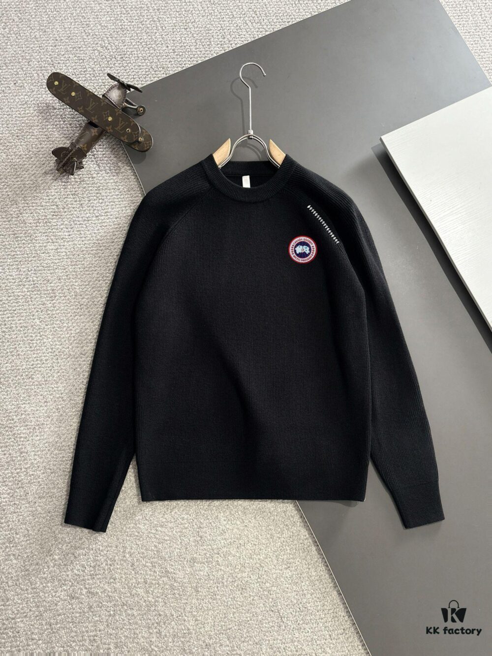 Next-Day Shipping Canada Goose 2024 Official Website Autumn-Winter New Crew Neck Sweater, Bestselling Style Currently Available at Boutiques