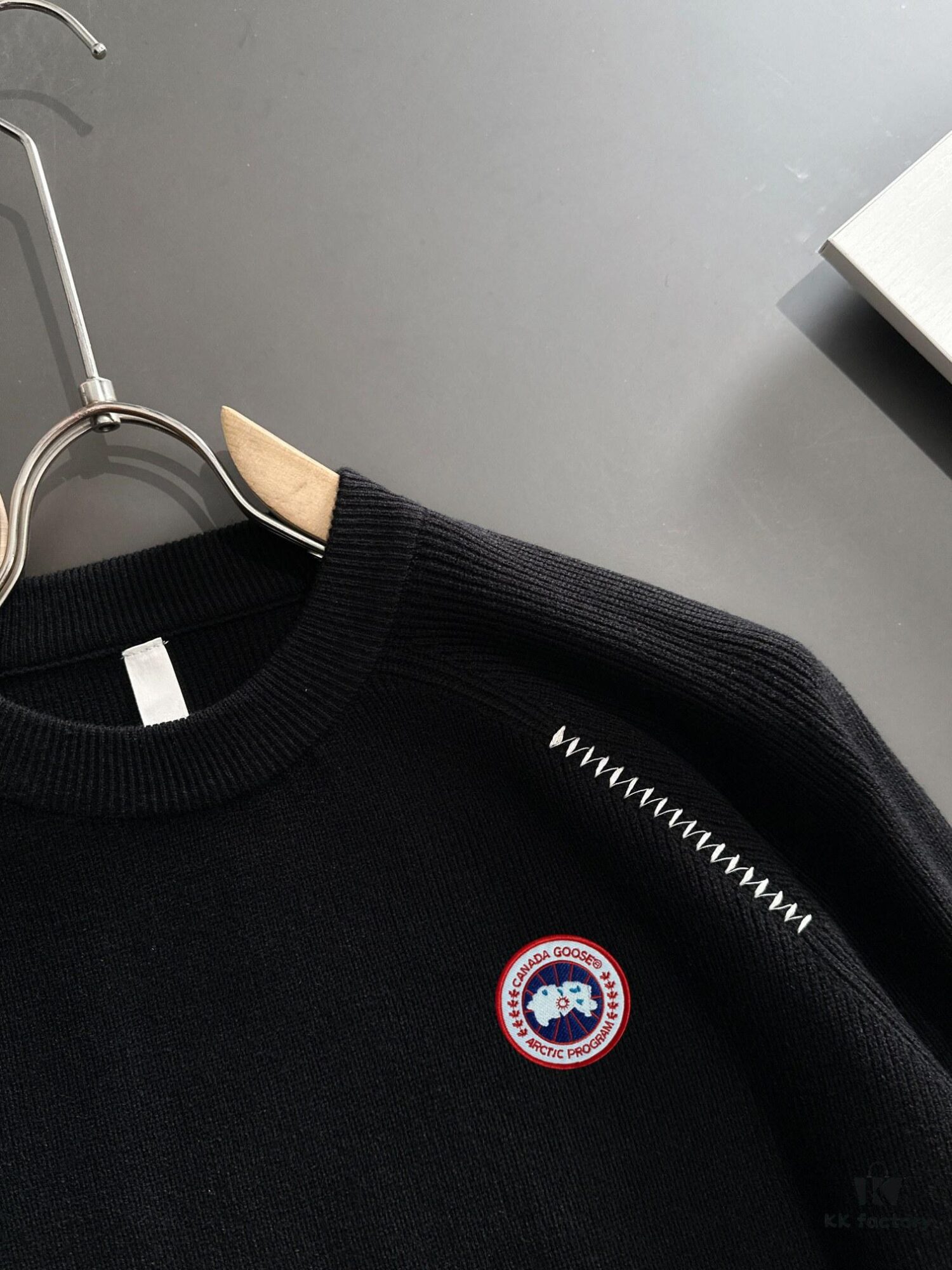 Next-Day Shipping Canada Goose 2024 Official Website Autumn-Winter New Crew Neck Sweater, Bestselling Style Currently Available at Boutiques