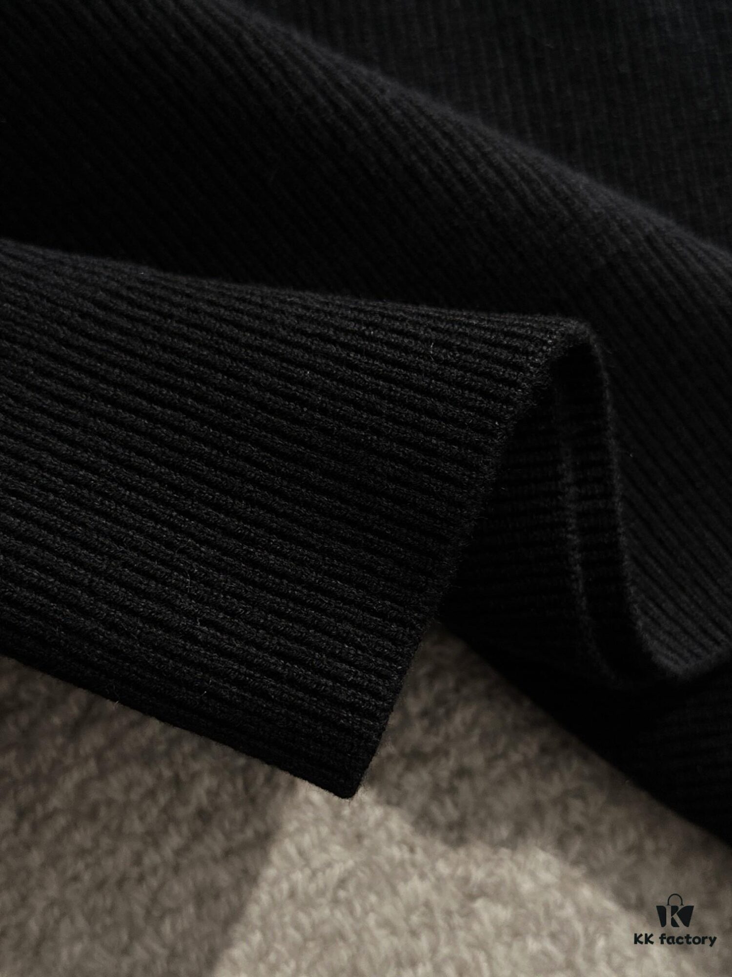 Next-Day Shipping Canada Goose 2024 Official Website Autumn-Winter New Crew Neck Sweater, Bestselling Style Currently Available at Boutiques