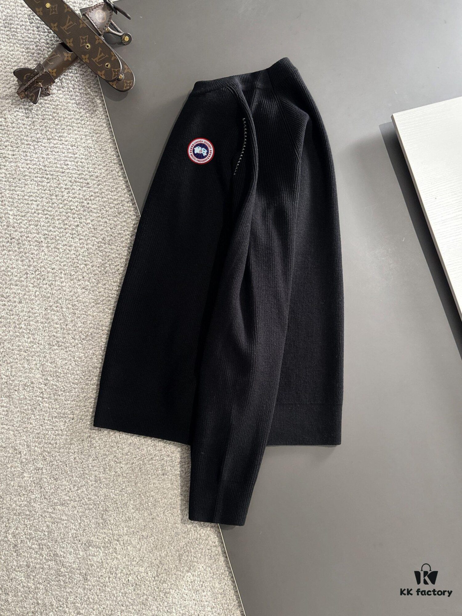 Next-Day Shipping Canada Goose 2024 Official Website Autumn-Winter New Crew Neck Sweater, Bestselling Style Currently Available at Boutiques