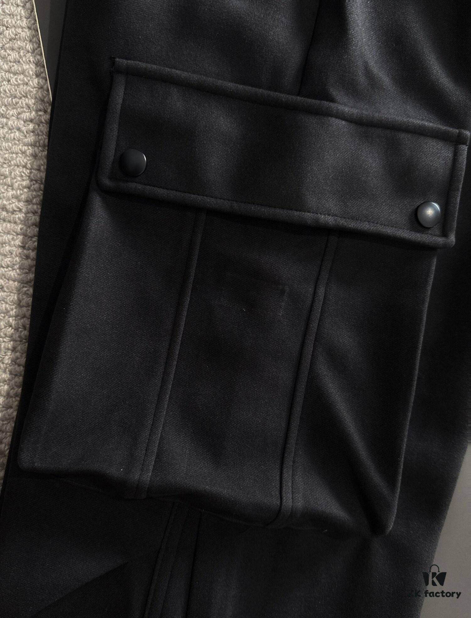 Next-Day Shipping Canada Goose 2024 Autumn/Winter New Casual Elastic Waist Pants, Fleece-Lined and Thickened, Premium Custom Fabric, Breathable and Comfortable, Exquisite Details, Brand-Inspired Design Concept Reflecting High Quality, Soft and Smooth Touch