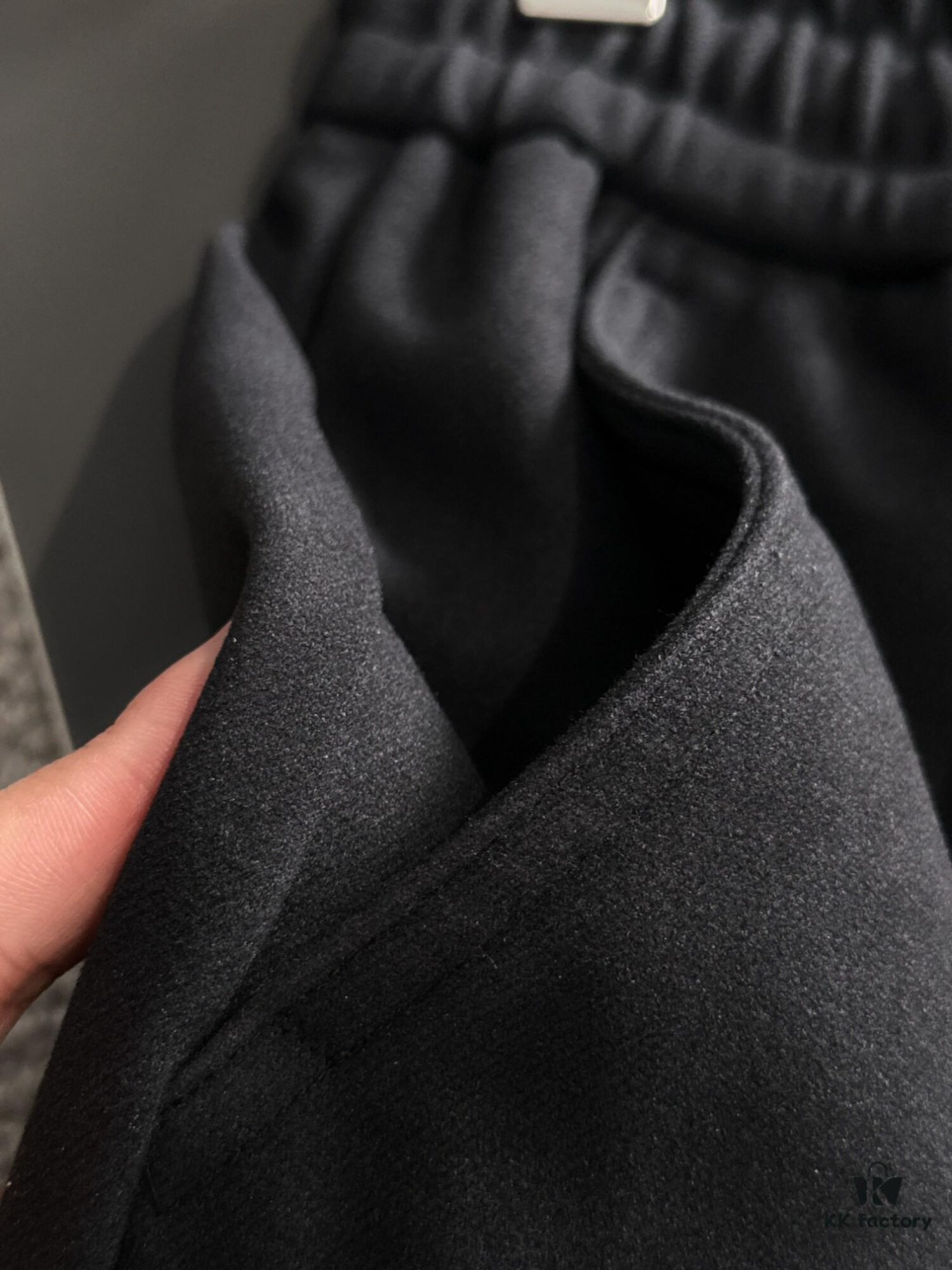 Next-Day Shipping Canada Goose 2024 Autumn/Winter New Casual Elastic Waist Pants, Fleece-Lined and Thickened, Premium Custom Fabric, Breathable and Comfortable, Exquisite Details, Brand-Inspired Design Concept Reflecting High Quality, Soft and Smooth Touch