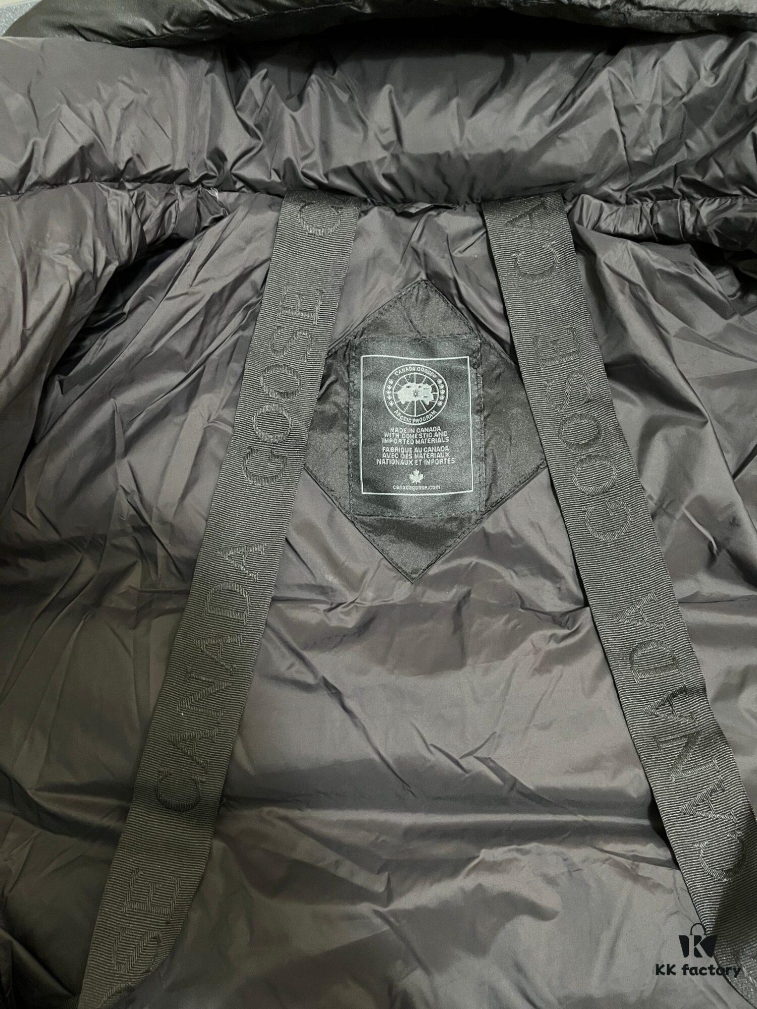 CANAND Down Jacket with Black Label, Stylish Hooded Design, 90% Goose Down Filled, Double-Layer Windproof Inner Lining, Elastic Snow Skirt, High Resilience and Warmth