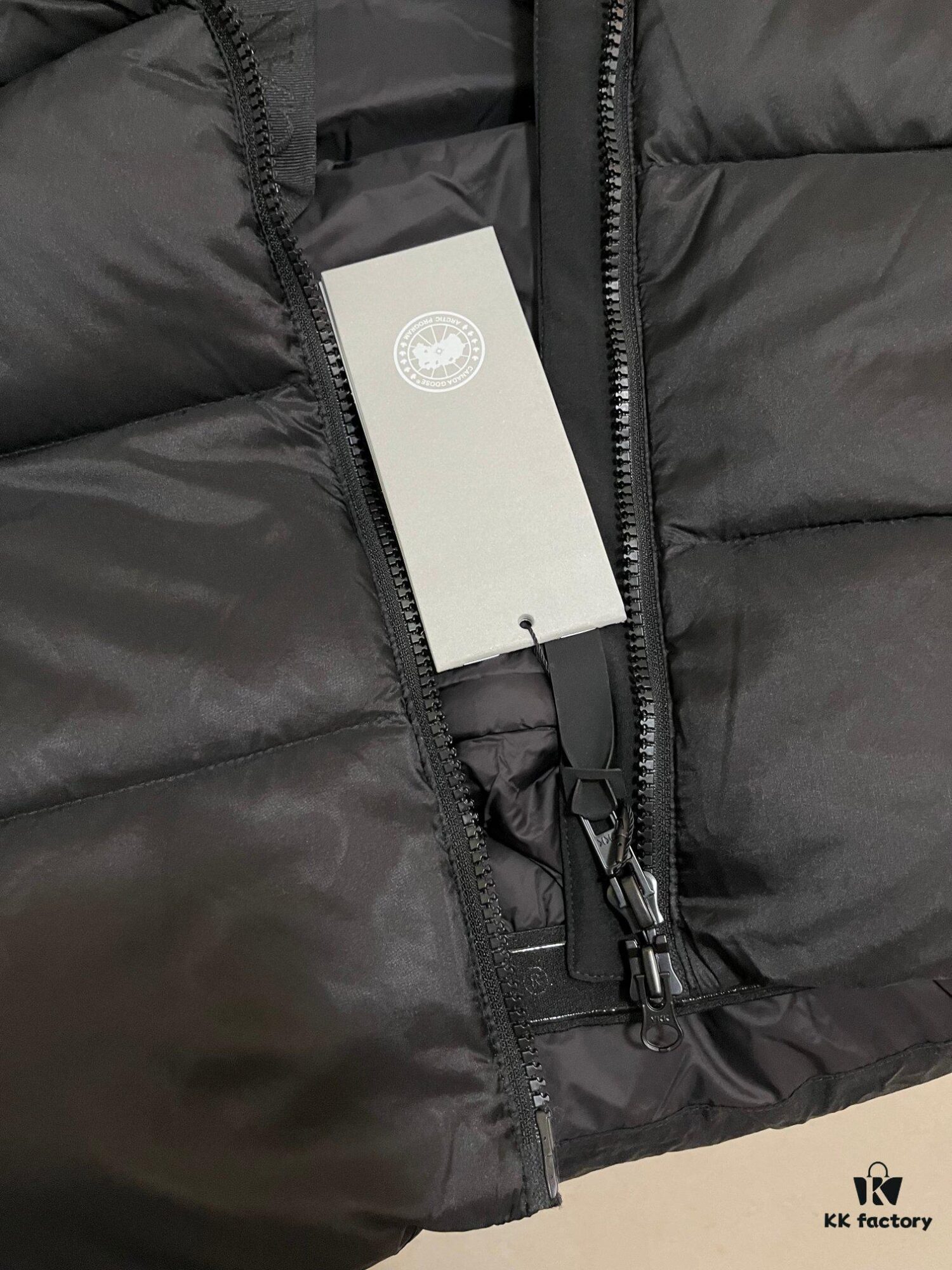 CANAND Down Jacket with Black Label, Stylish Hooded Design, 90% Goose Down Filled, Double-Layer Windproof Inner Lining, Elastic Snow Skirt, High Resilience and Warmth