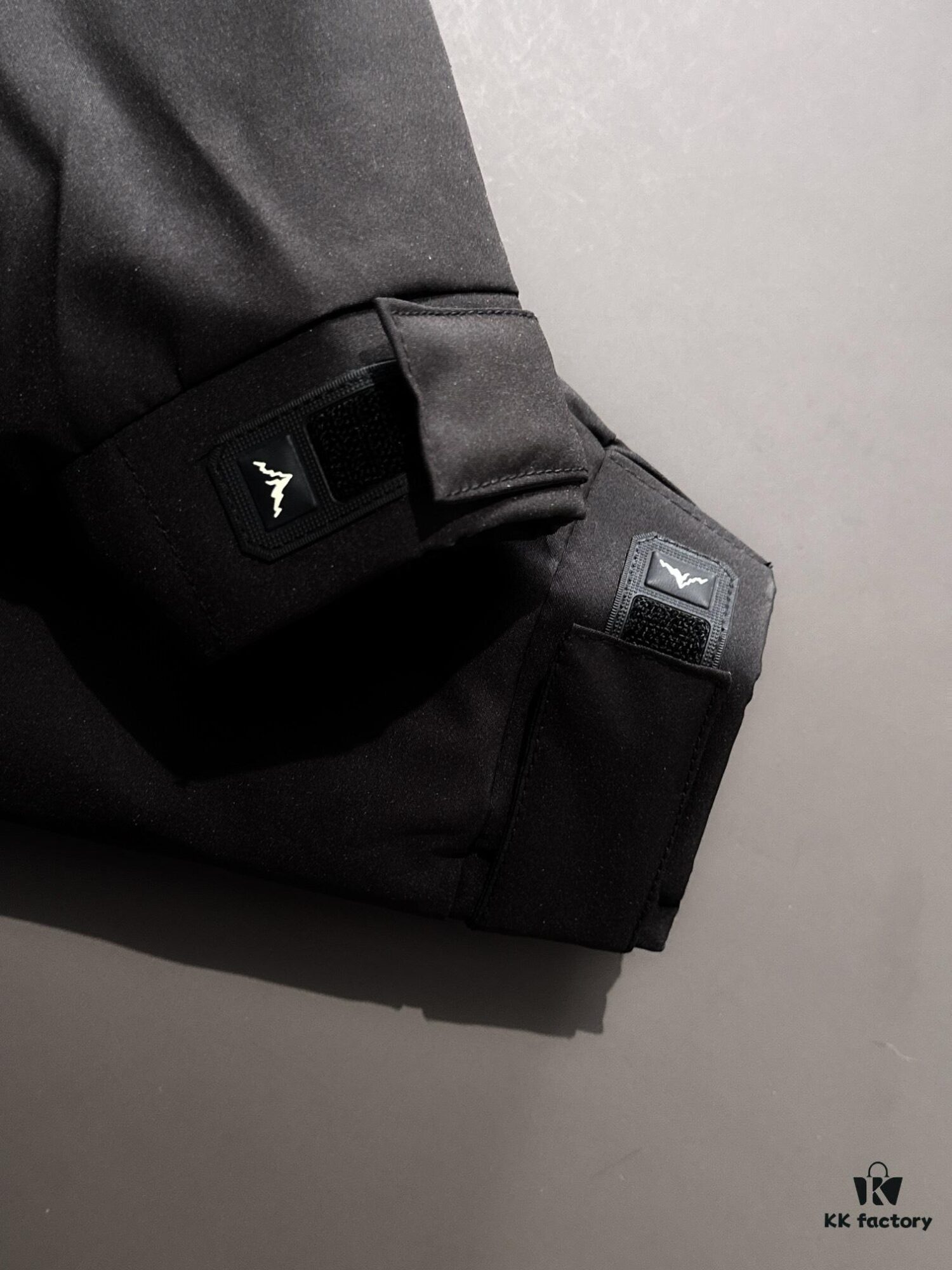 Luxury Custom 2024 Autumn/Winter Latest Hooded Down Jacket - Premium 90% White Goose Down, Imported Hardware, Full Custom Craftsmanship