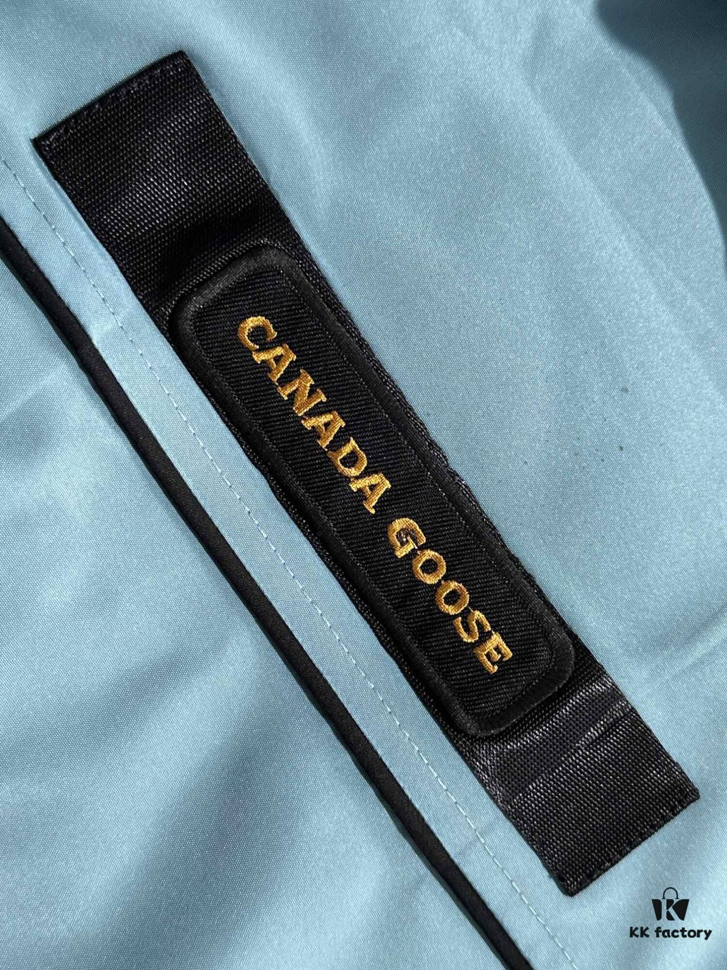 Luxury Custom 2024 Autumn/Winter Latest Hooded Down Jacket – Premium 90% White Goose Down, Imported Hardware, High-End Craftsmanship