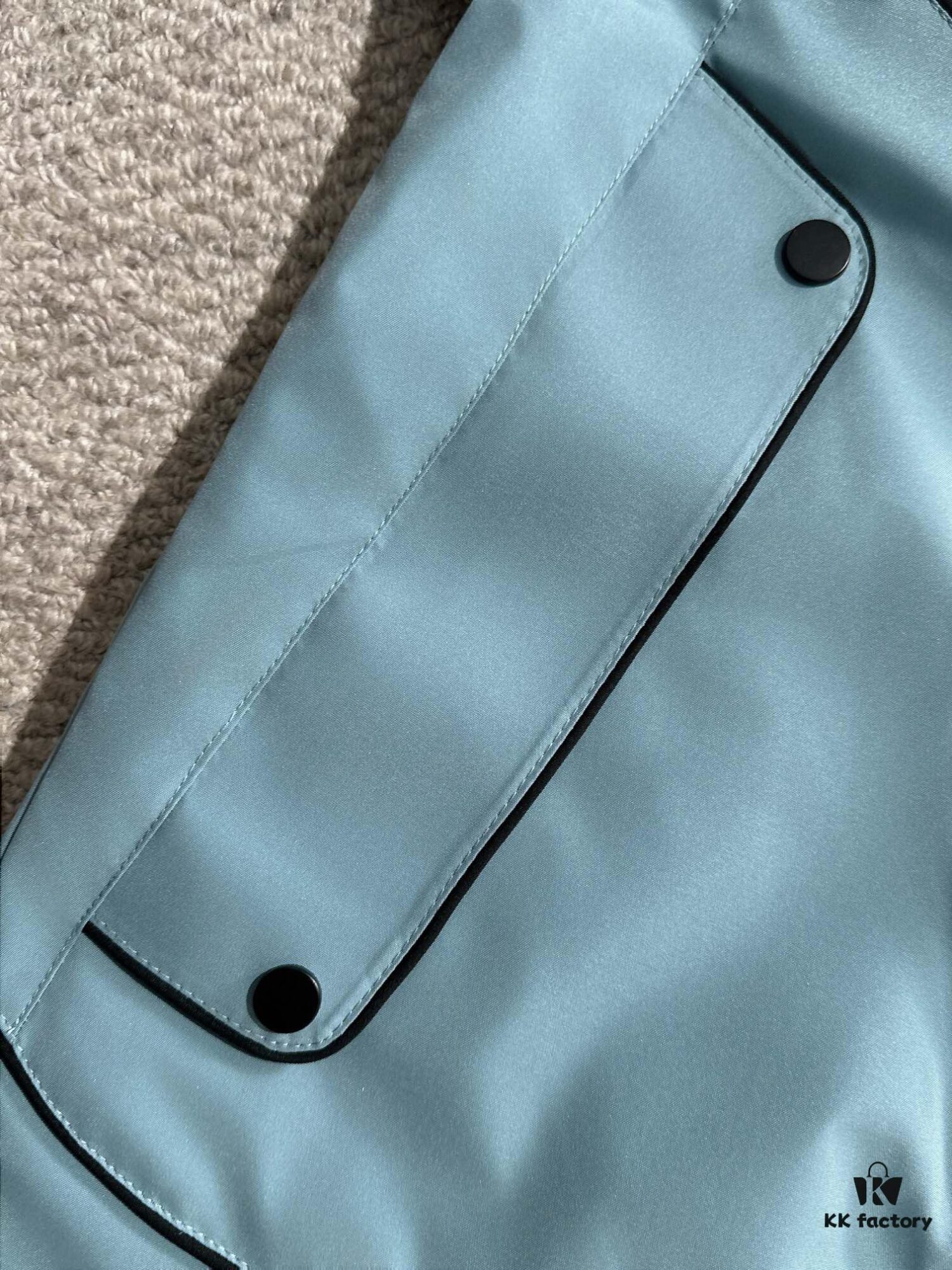 Luxury Custom 2024 Autumn/Winter Latest Hooded Down Jacket – Premium 90% White Goose Down, Imported Hardware, High-End Craftsmanship