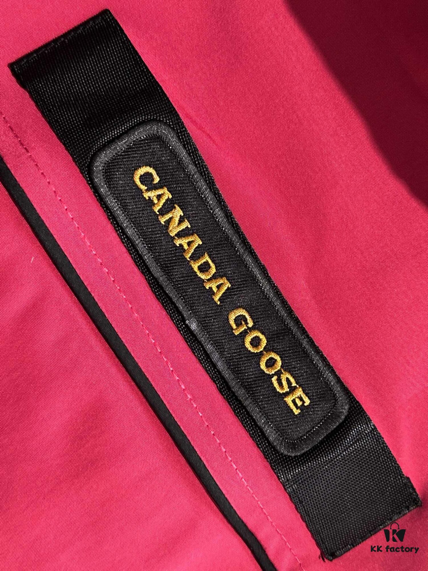 Luxury Custom 2024 Autumn/Winter Latest Hooded Down Jacket - Premium 90% White Goose Down, Imported Hardware, High-Quality Craftsmanship