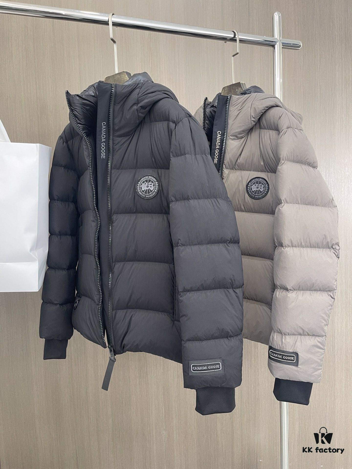 Latest Canada Goose Black Label Down Jacket, Fashionable and Warm Men's Hooded Outerwear with High-Quality Goose Down Filling, Stylish and Timeless Design, Suitable for All Body Types
