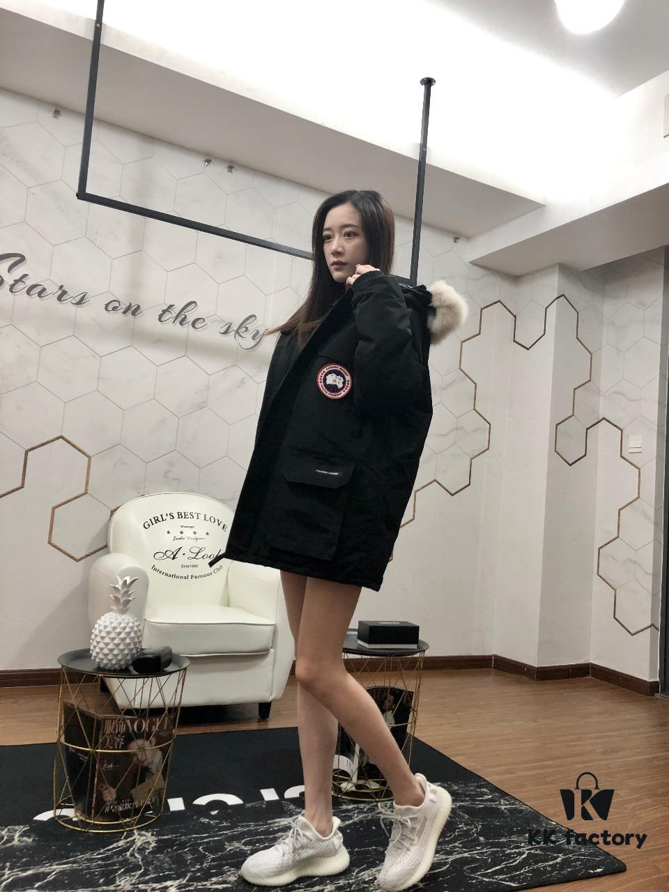 CANADA GOOSE Expedition Parka Model 08 - Men's and Women's Unisex Mid-Length Winter Coat, Black