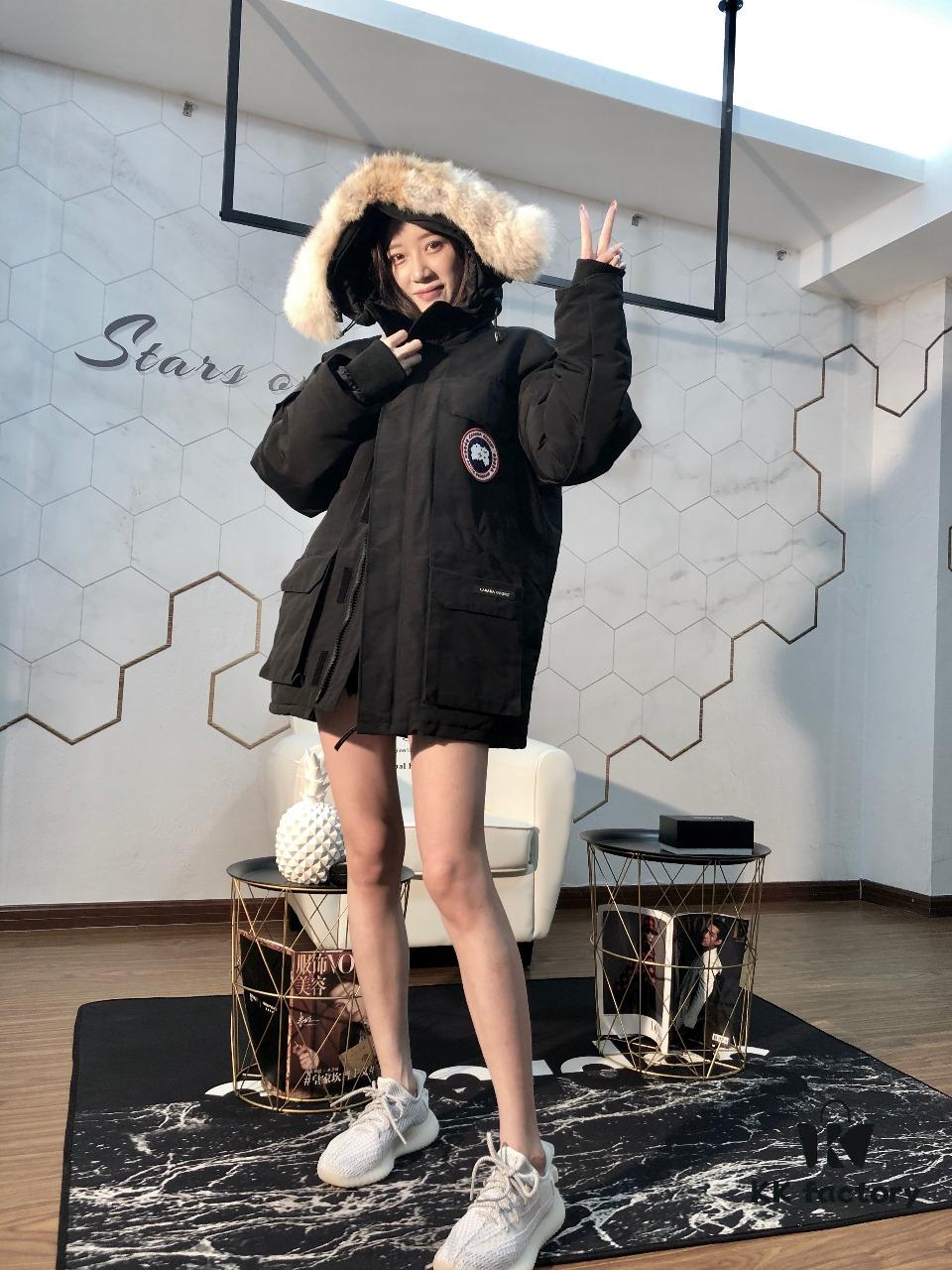 CANADA GOOSE Expedition Parka Model 08 - Men's and Women's Unisex Mid-Length Winter Coat, Black