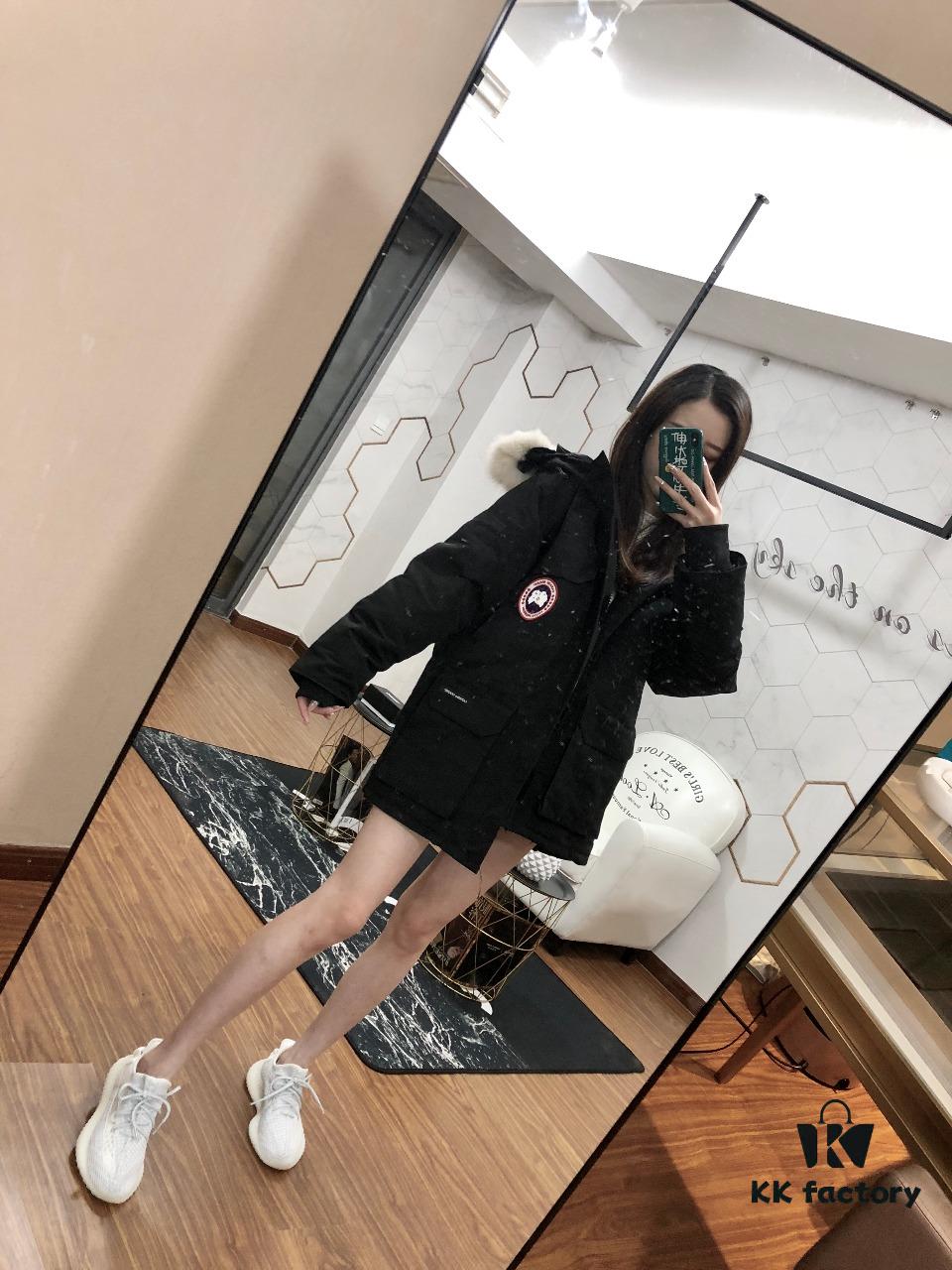 CANADA GOOSE Expedition Parka Model 08 - Men's and Women's Unisex Mid-Length Winter Coat, Black