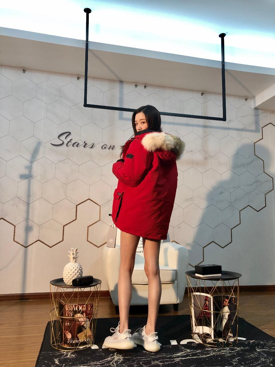 CANADA GOOSE 08 Model Expedition Parka - Men's and Women's Mid-Length Red Version