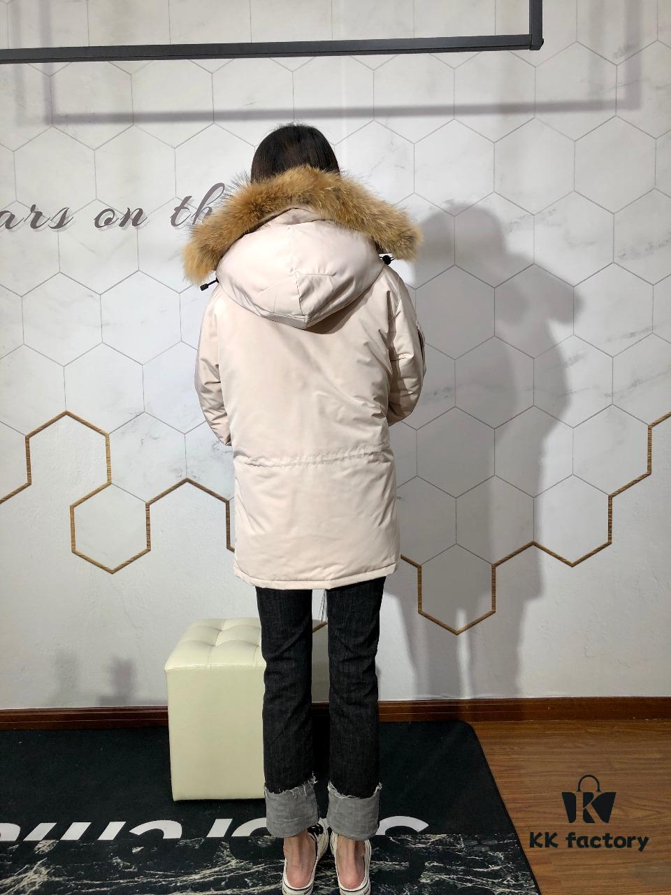 CANADA GOOSE Expedition Parka Model 08 - Unisex Mid-Length Winter Coat in Off-White