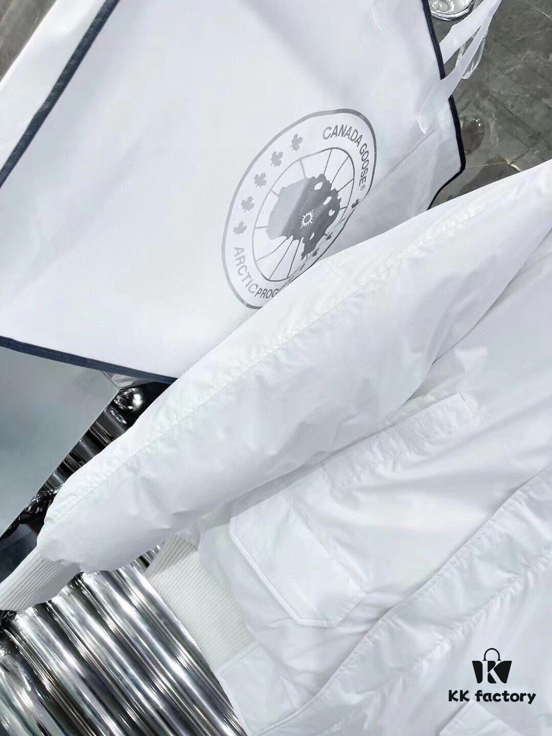 Canada Goose White Label Series Official Website Synchronized 01# - Mood Blue, Dawn Blue, White - 90% White Duck Down Fill
