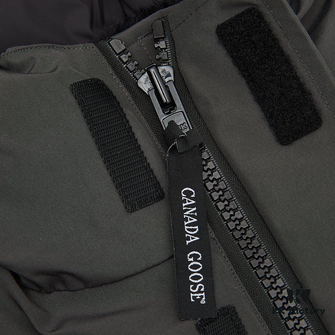 CANADA GOOSE 08 Expedition Parka 4660M