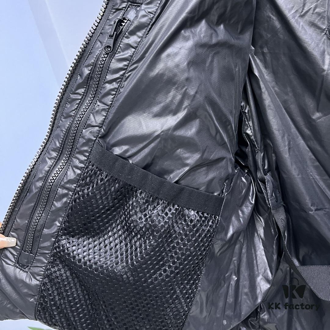 Canada Goose Cypress Women's Ultra-Short Puffer Jacket