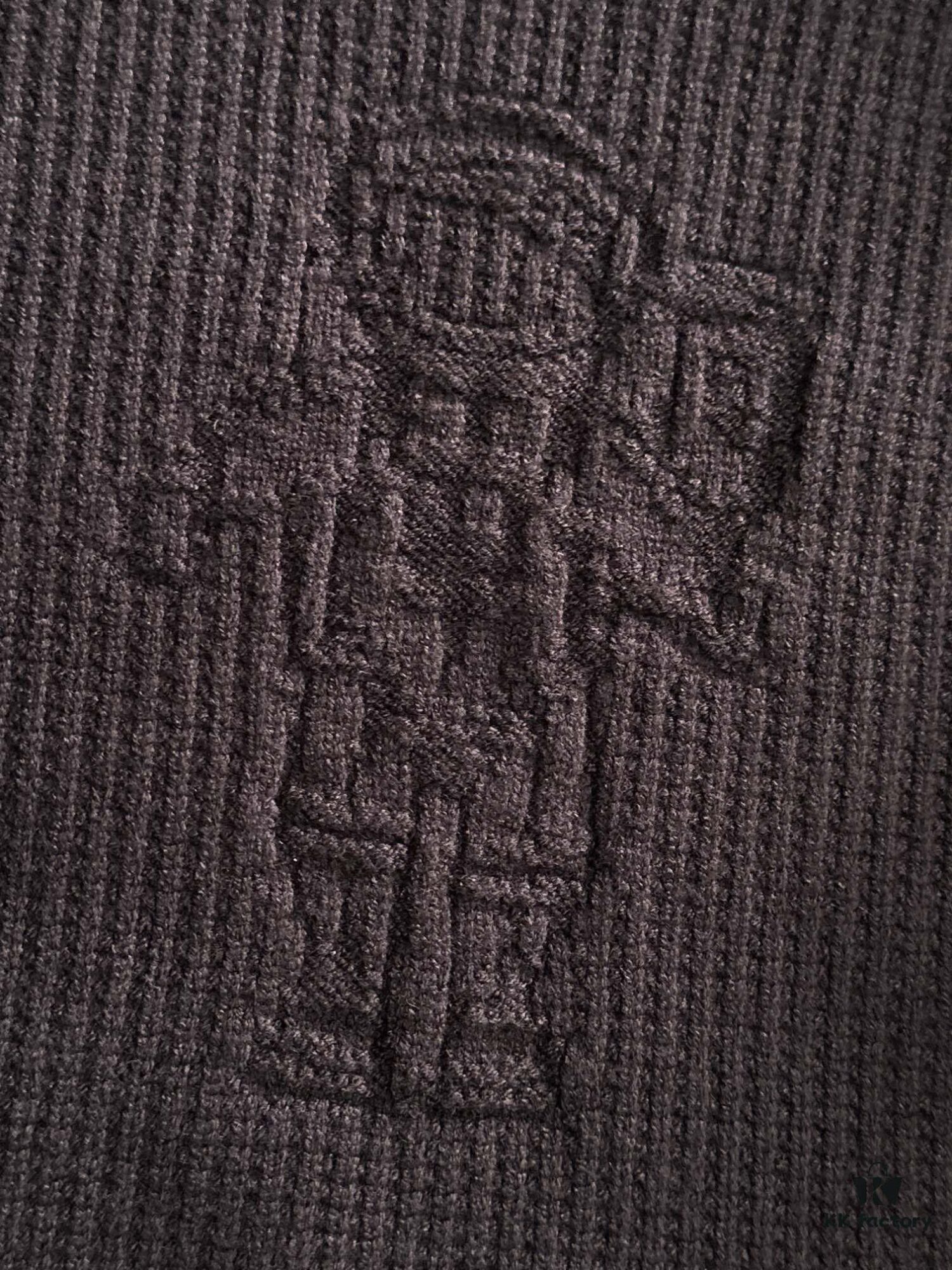 Canada Goose 2024 Official Autumn-Winter New Round Neck Sweater, Bestselling Cashmere Blend Pullover with Embroidered Logo, Direct Skin Contact Comfort, Premium Tailoring