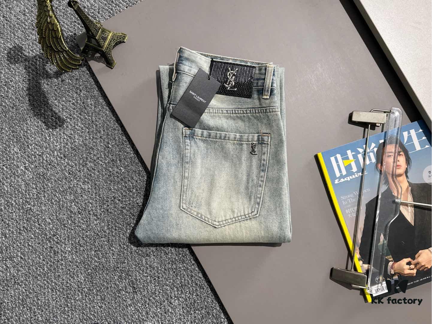 Saint Laurent 2025 All-Season Slim-Fit Denim Jeans, Made from Imported Japanese Plain-Woven Cotton Denim, Fully Labeled, Elegant and Minimalist, Soft and Comfortable with Versatile Styling – A Must-Have for Luxury Casual and Daily Wear