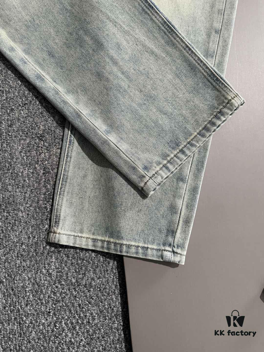 Saint Laurent 2025 All-Season Slim-Fit Denim Jeans, Made from Imported Japanese Plain-Woven Cotton Denim, Fully Labeled, Elegant and Minimalist, Soft and Comfortable with Versatile Styling – A Must-Have for Luxury Casual and Daily Wear