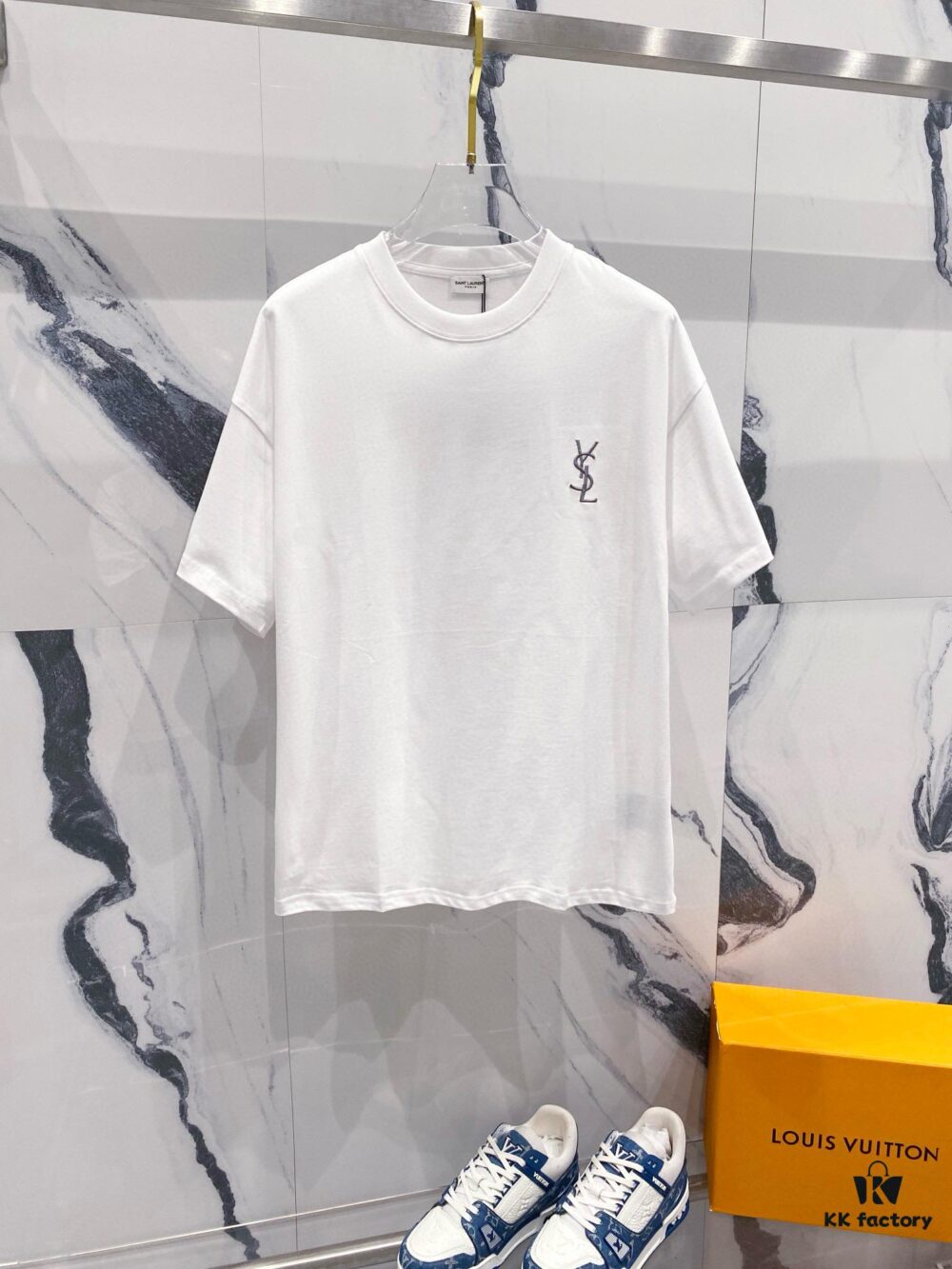 YSL Saint Laurent 260g Cotton Crew Neck Short Sleeve T-Shirt, Classic Minimalist Design with Embroidered Logo, Fashionable and Versatile Style