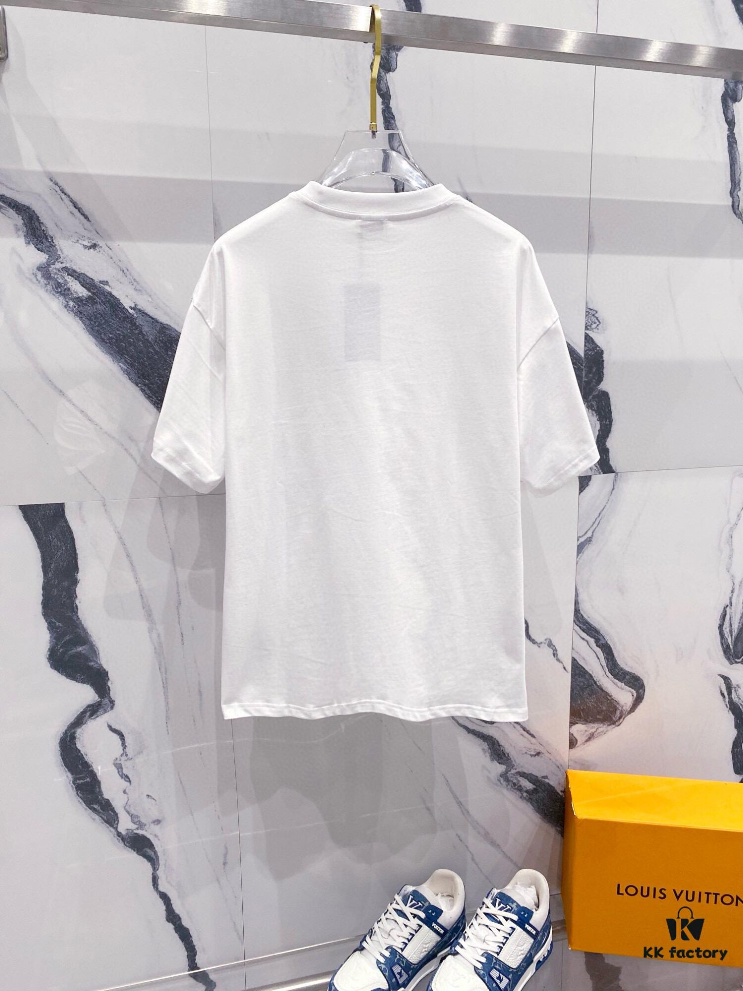 YSL Saint Laurent 260g Cotton Crew Neck Short Sleeve T-Shirt, Classic Minimalist Design with Embroidered Logo, Fashionable and Versatile Style