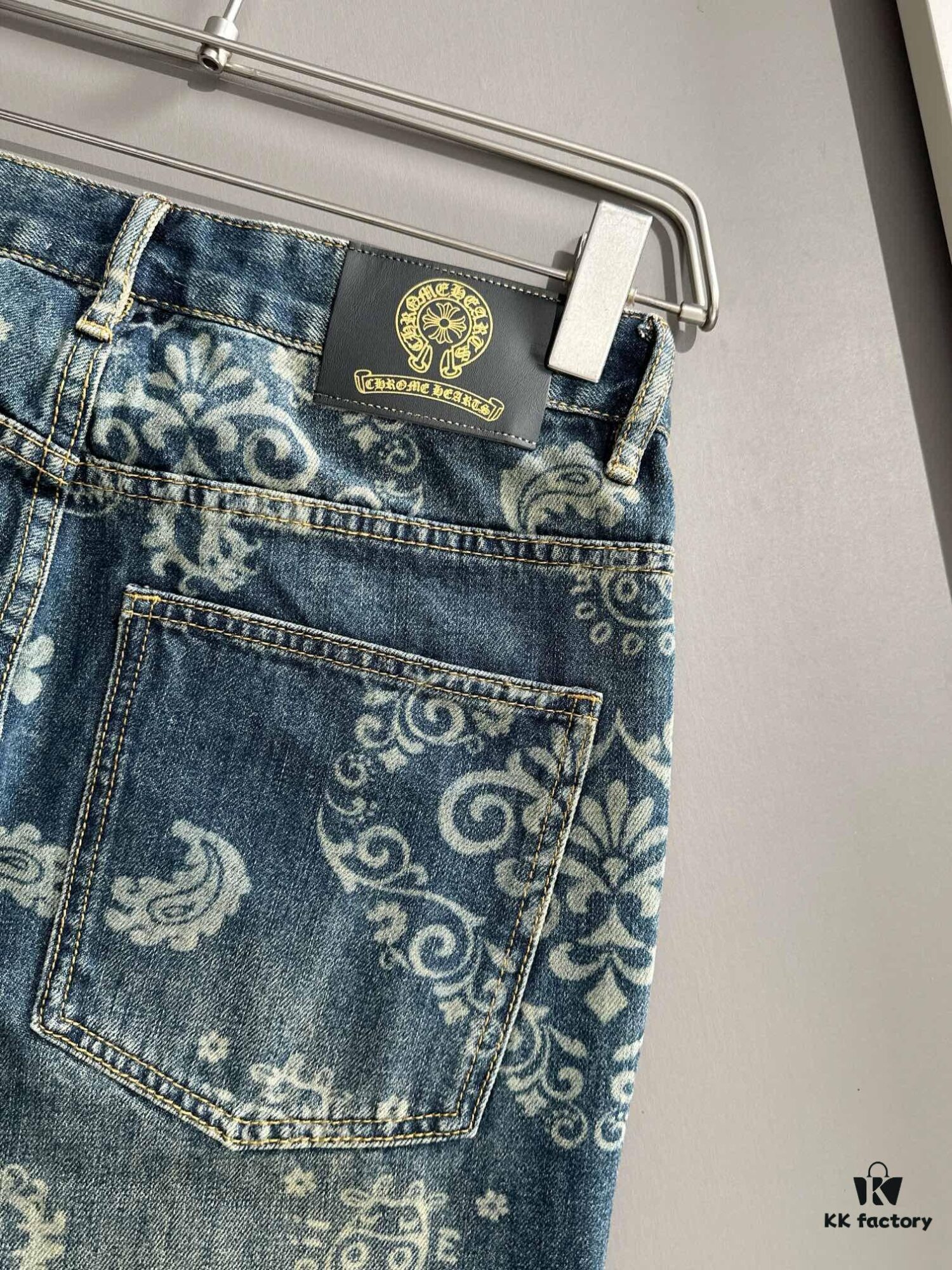 Chrome Hearts 2025 All-Season Loose Straight-Leg Jeans, Ultimate Trendsetter Fashion! Crafted from Imported Japanese Denim Fabric, Soft, Comfortable, Breathable, and Stylish with a Modern Vintage Hue – Perfect for Everyday Luxury Wear